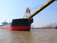 Navio graneleiro à venda
