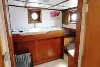 Navio guindaste à venda
