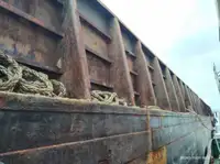 Barcaça à venda
