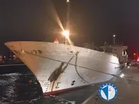 Navio frigorífico à venda