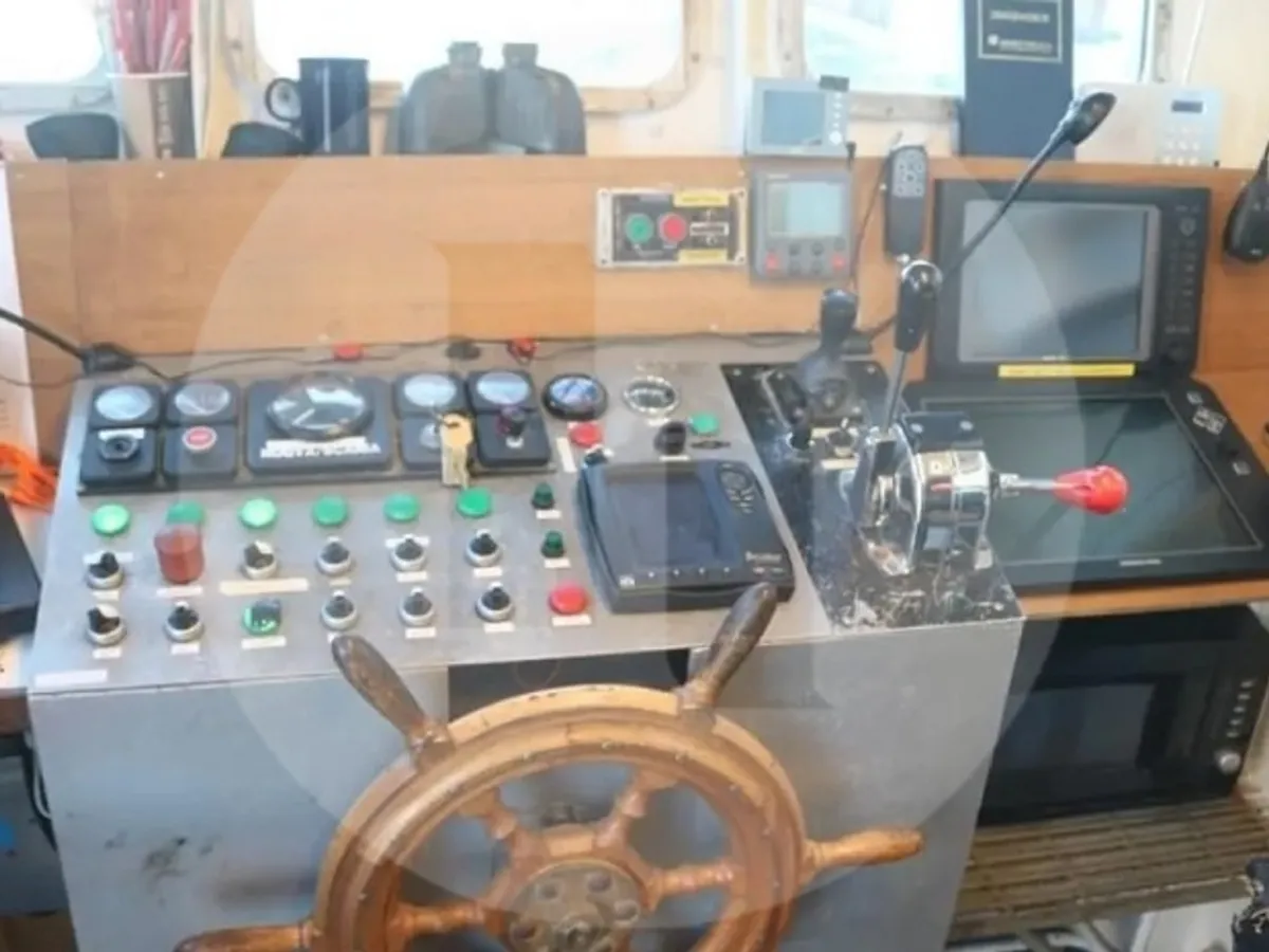 Barcos de trabalho à venda