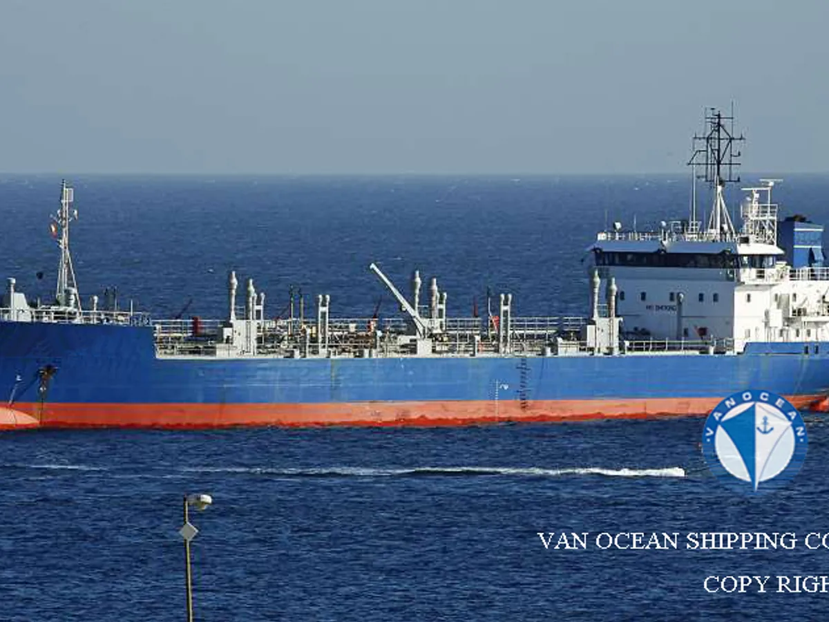 Navio-tanque de óleo/produtos químicos à venda
