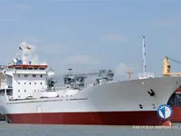 Navio frigorífico à venda