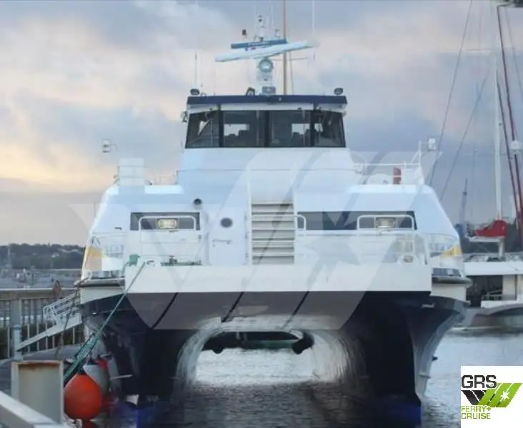 Navio de cruzeiro à venda