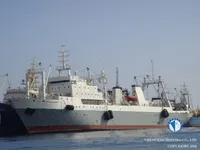 Navio de pesca de arrasto à venda