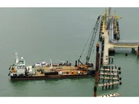Navio de abastecimento à venda