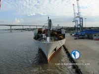 Navio frigorífico à venda