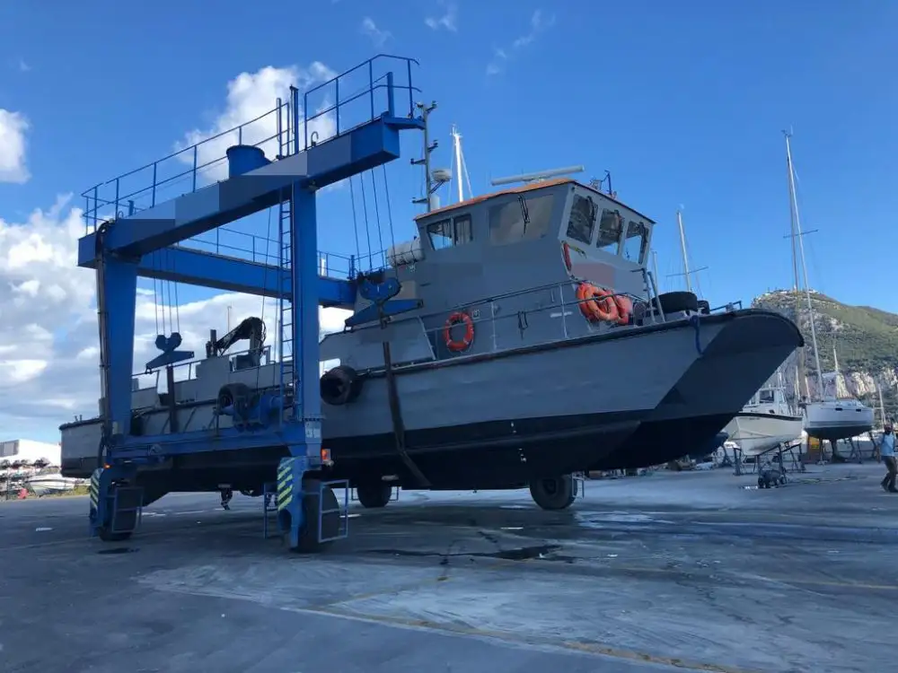 Barcos de trabalho à venda