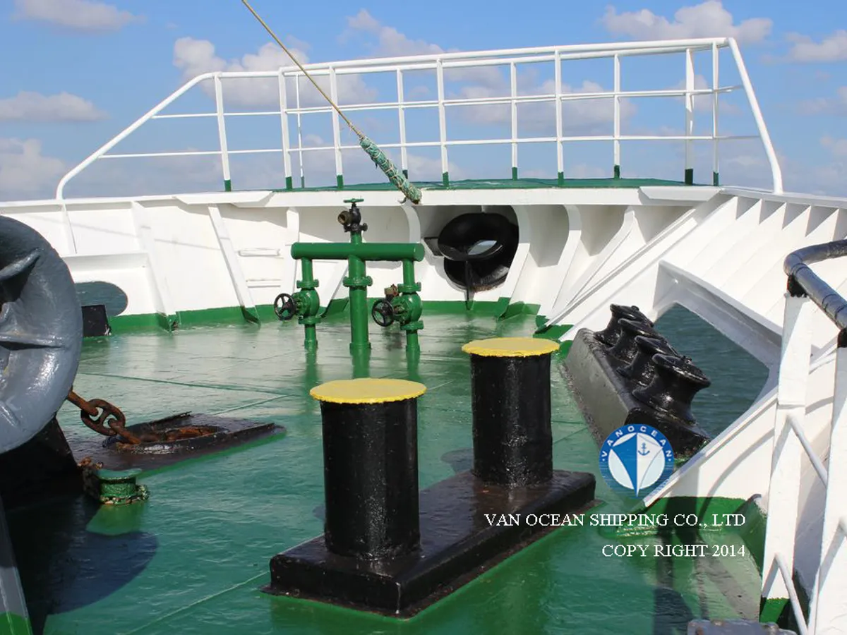 Navio-tanque de óleo/produtos químicos à venda
