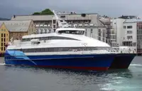 Catamarã à venda