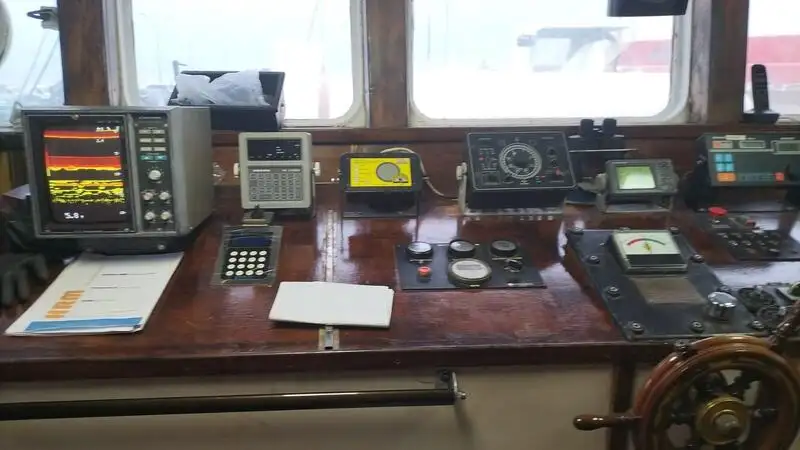 Navio de pesca de arrasto à venda