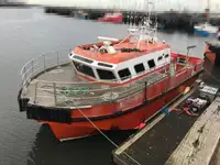Catamarã à venda