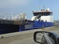 Barco de tripulação à venda