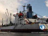 Navio frigorífico à venda