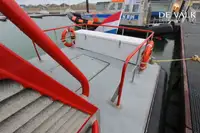 Barco de tripulação à venda