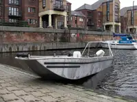 Barco patrulha à venda