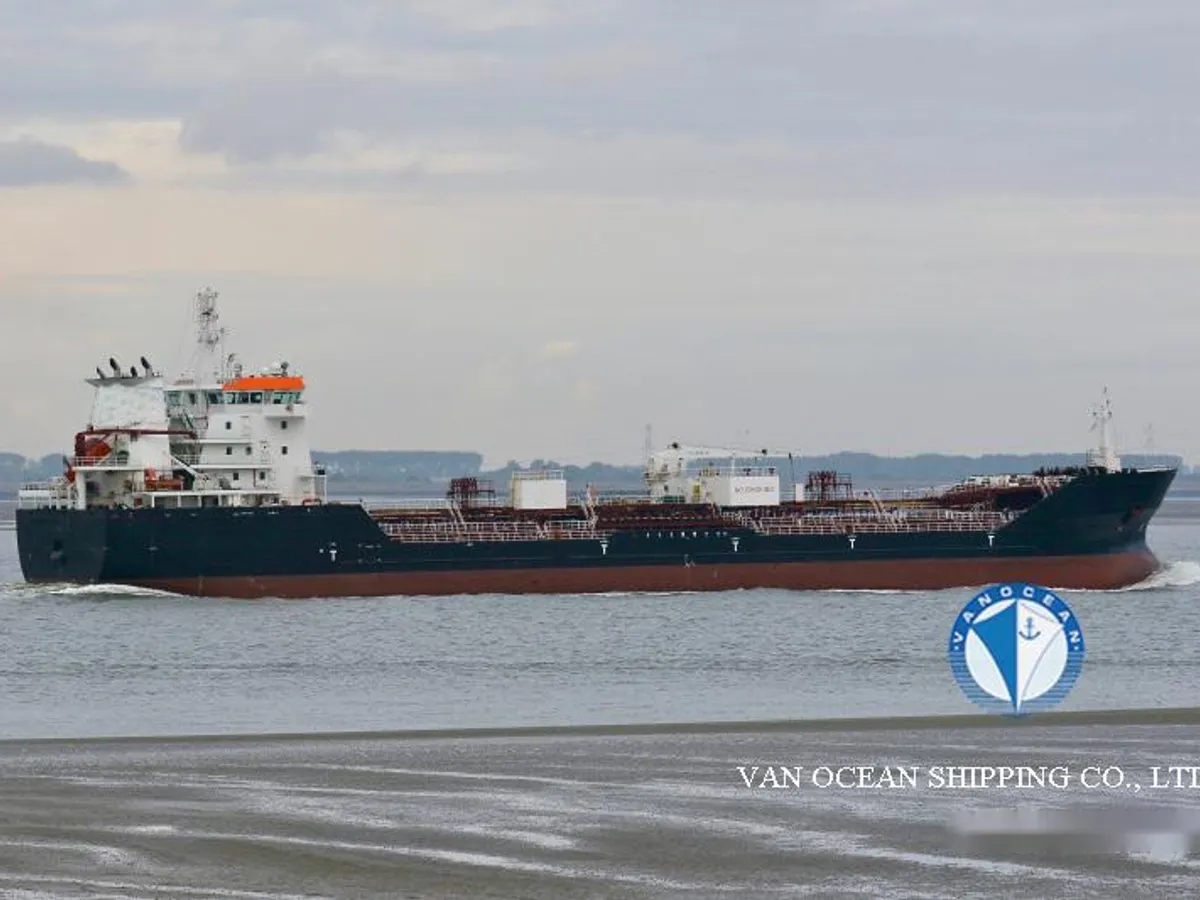 Navio-tanque de óleo/produtos químicos à venda