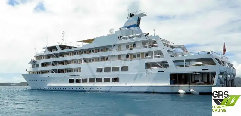 Navio de cruzeiro à venda