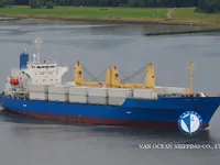 Navio frigorífico à venda