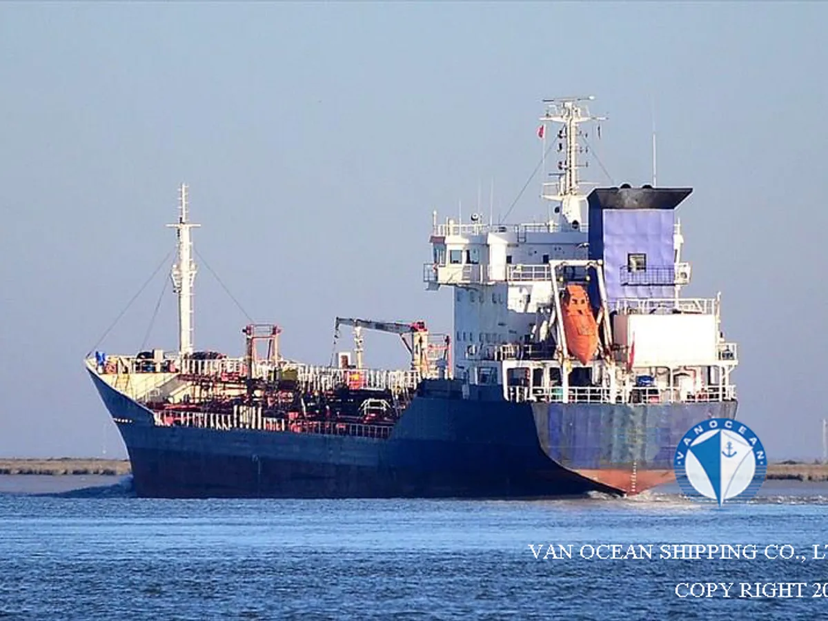 Navio-tanque de óleo/produtos químicos à venda