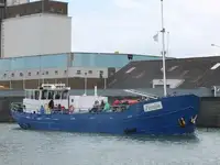 Barcaça à venda