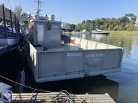 Navio de abastecimento à venda