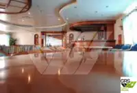 Navio porta-contêineres à venda