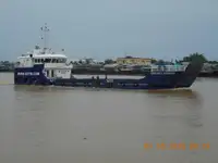Navio porta-contentores à venda