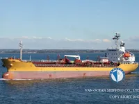 Navio-tanque de óleo/produtos químicos à venda