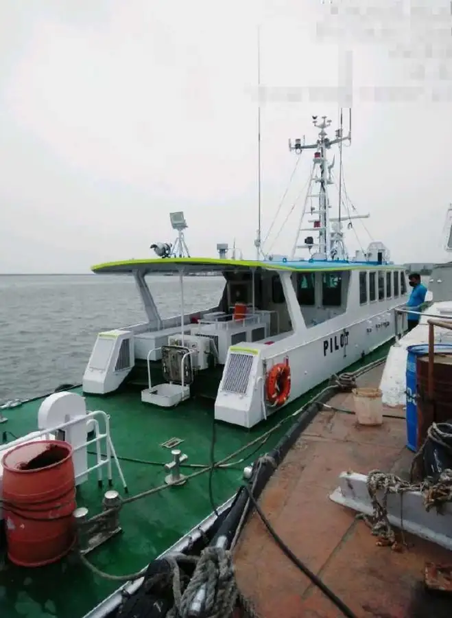 Barco piloto à venda