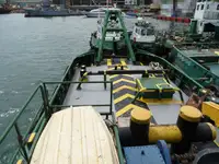 Rebocador à venda
