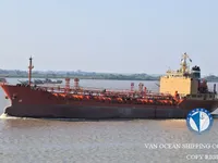 Navio-tanque de óleo/produtos químicos à venda