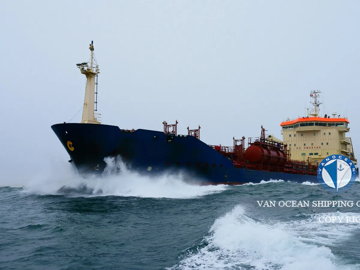Navio-tanque de óleo/produtos químicos à venda