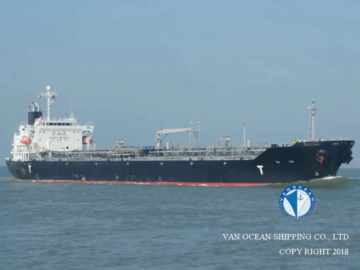 Navio-tanque de óleo/produtos químicos à venda