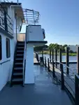 Navio de cruzeiro e ferry à venda