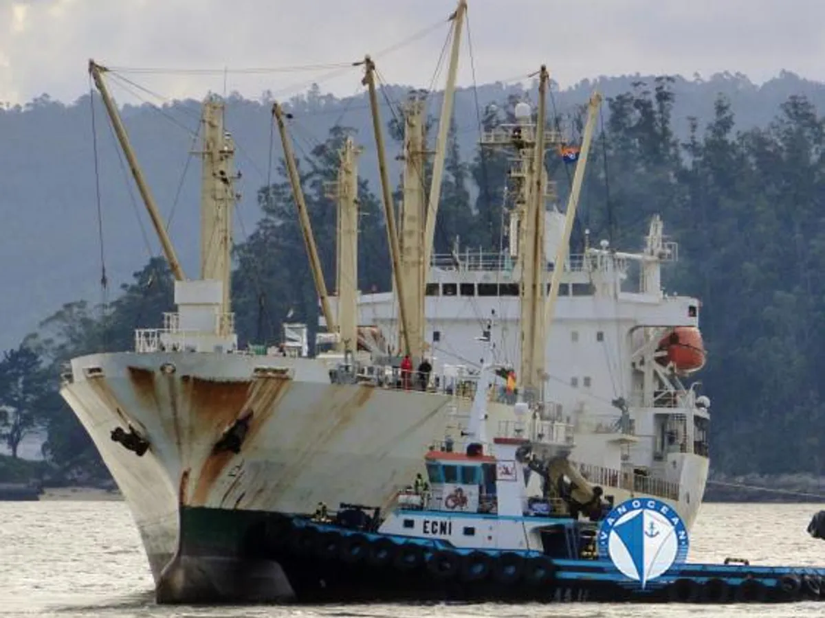 Navio frigorífico à venda