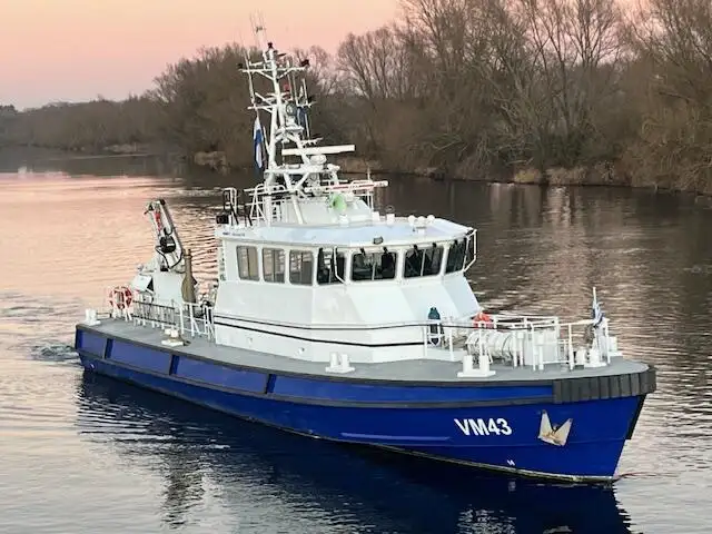 Navio de pesquisa à venda
