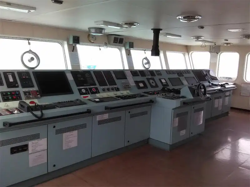 Navio-tanque de óleo/produtos químicos à venda