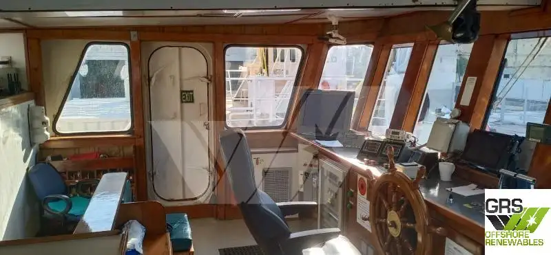Navio de abastecimento à venda
