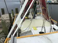 Navio de pesca de arrasto à venda
