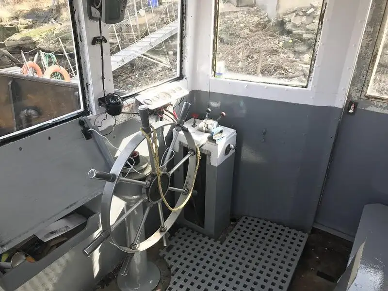 Rebocador à venda