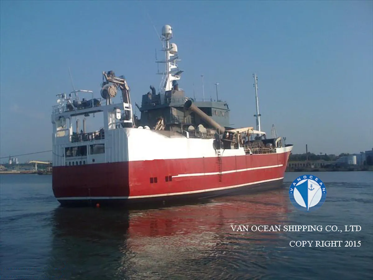 Navio de pesca de arrasto à venda