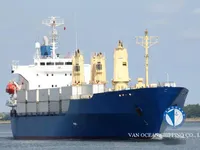 Navio frigorífico à venda