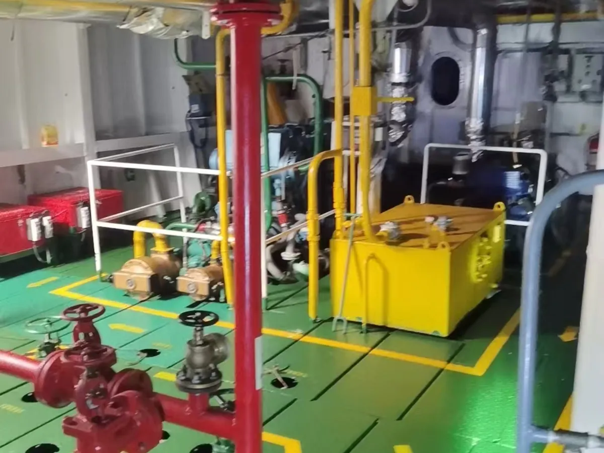 Navio de pesquisa à venda