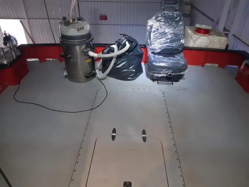 Barcos de trabalho à venda