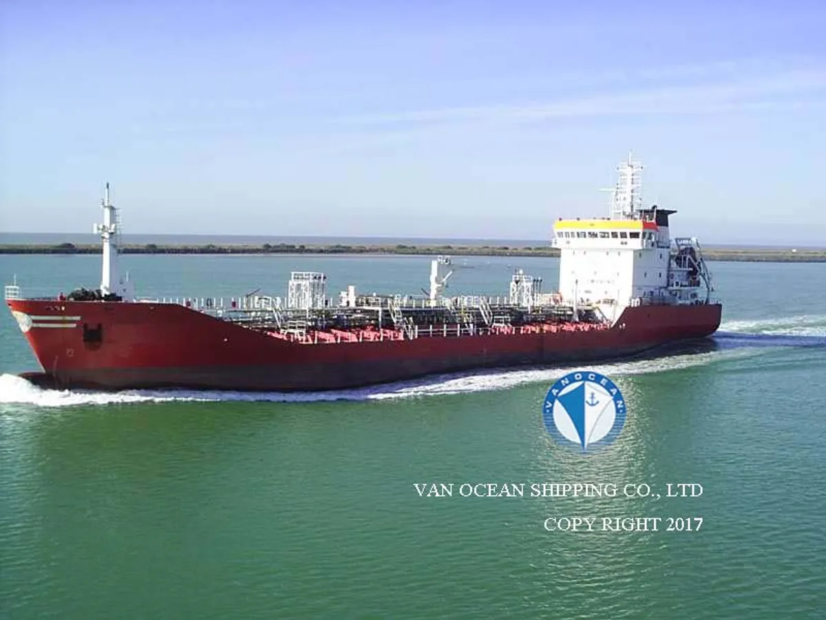 Navio-tanque de óleo/produtos químicos à venda