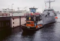 Rebocador à venda