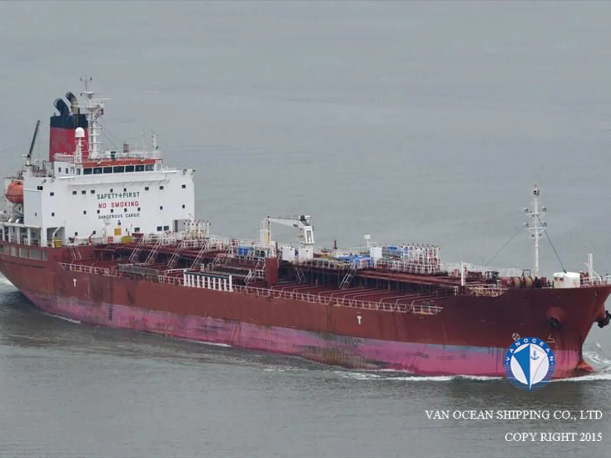 Navio-tanque de óleo/produtos químicos à venda