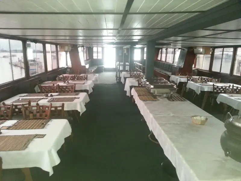 Navio de transporte de passageiros (Ferry) à venda