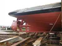 Rebocador à venda